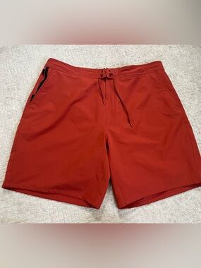 Ten Thousand Lined Foundation Shorts 8”